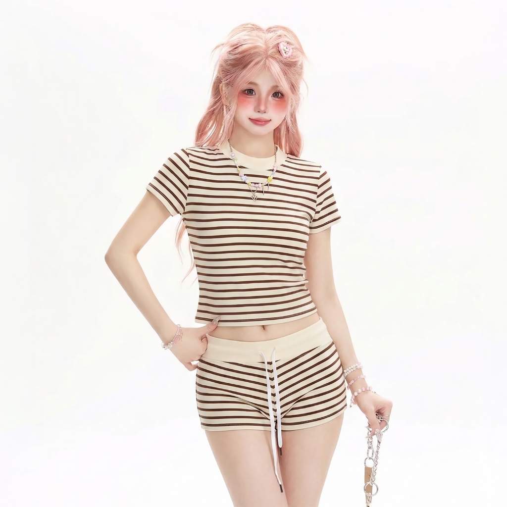 SET Áo Thun Baby Tee Phối Kèm Quần Ngắn Kiểu Kẻ Sọc Năng Động S09777 - SamHi Closet