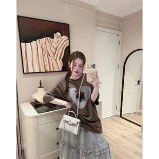 LOU BAE| Áo Thun Nữ Tay Lửng Chất Cotton In Gấu Tim Form Thụng