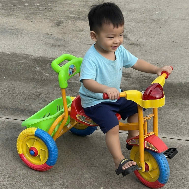 HỎA TỐC , XE 3 BÁNH MÀU CHO BÉ TỪ 2-6 TUỔI , TẢI TRỌNG 40KG ,HÀNG VIỆT NAM CHẤT LƯỢNG CAO