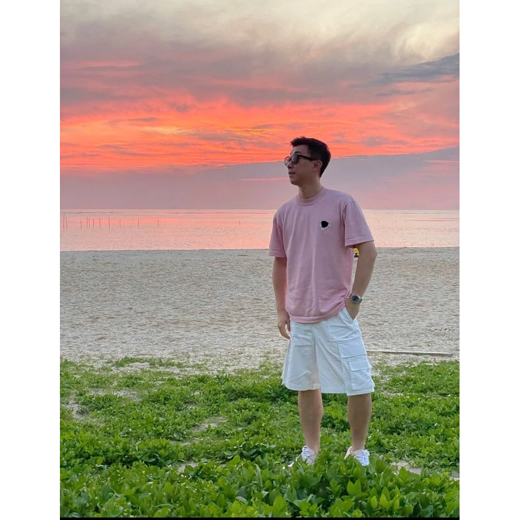 ⚡️[Hight Quality] Áo Phông Len \/ Pink Shirts Nam Nữ - Điểm Nhấn Chữ Thêu Phối Ghim Cài Cao Cấp Loại 1