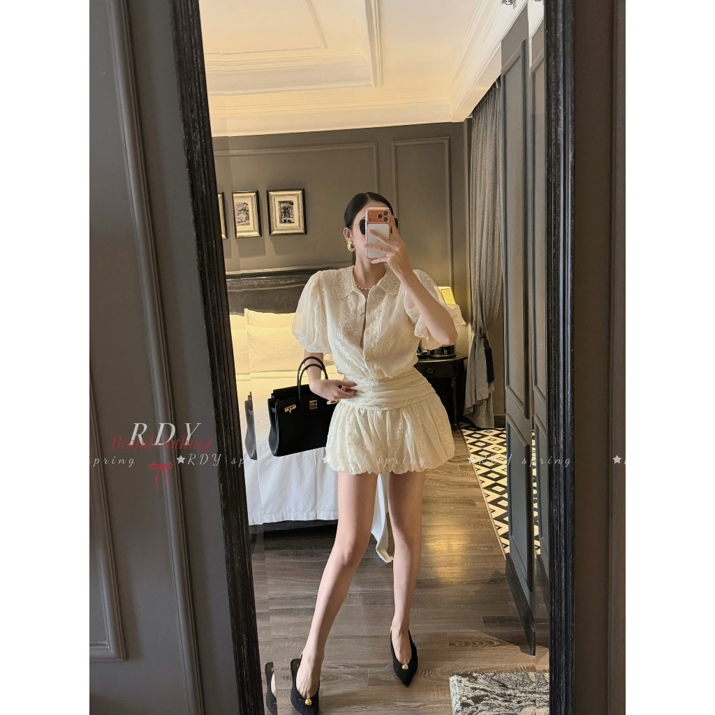 ZIMM STORE-Bộ Áo Kiểu Ren Cổ Đức Tay Bồng & Chân Váy Ngắn Xòe Ren Nữ Tính Thời Trang