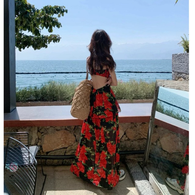 Lulus | Đầm maxi hoa hồng đỏ nền đen siêu nổi bật 🥀