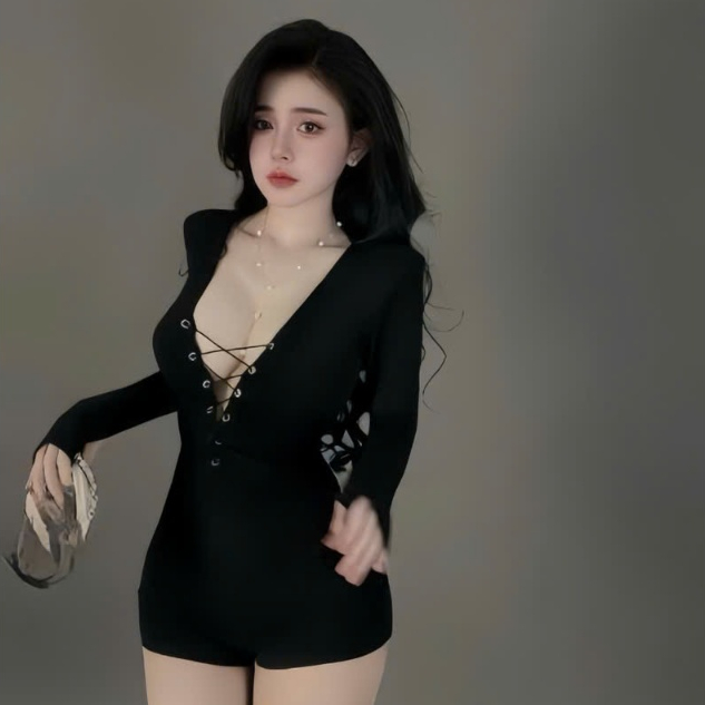 JUM  đùi cổ V khoét sâu đan dây ,tay dài, chất thun Ladong sành điệu thời trang