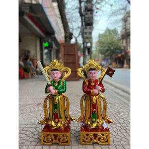 Tượng cô hầu cận nhà Trần có dây phi