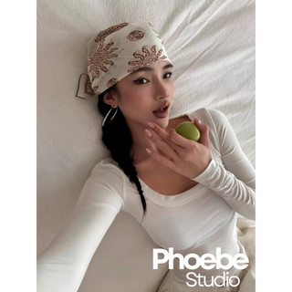 Áo Cổ Tròn Viền To, Tay Dài Cotton - Phoebe Studio [AO00292]