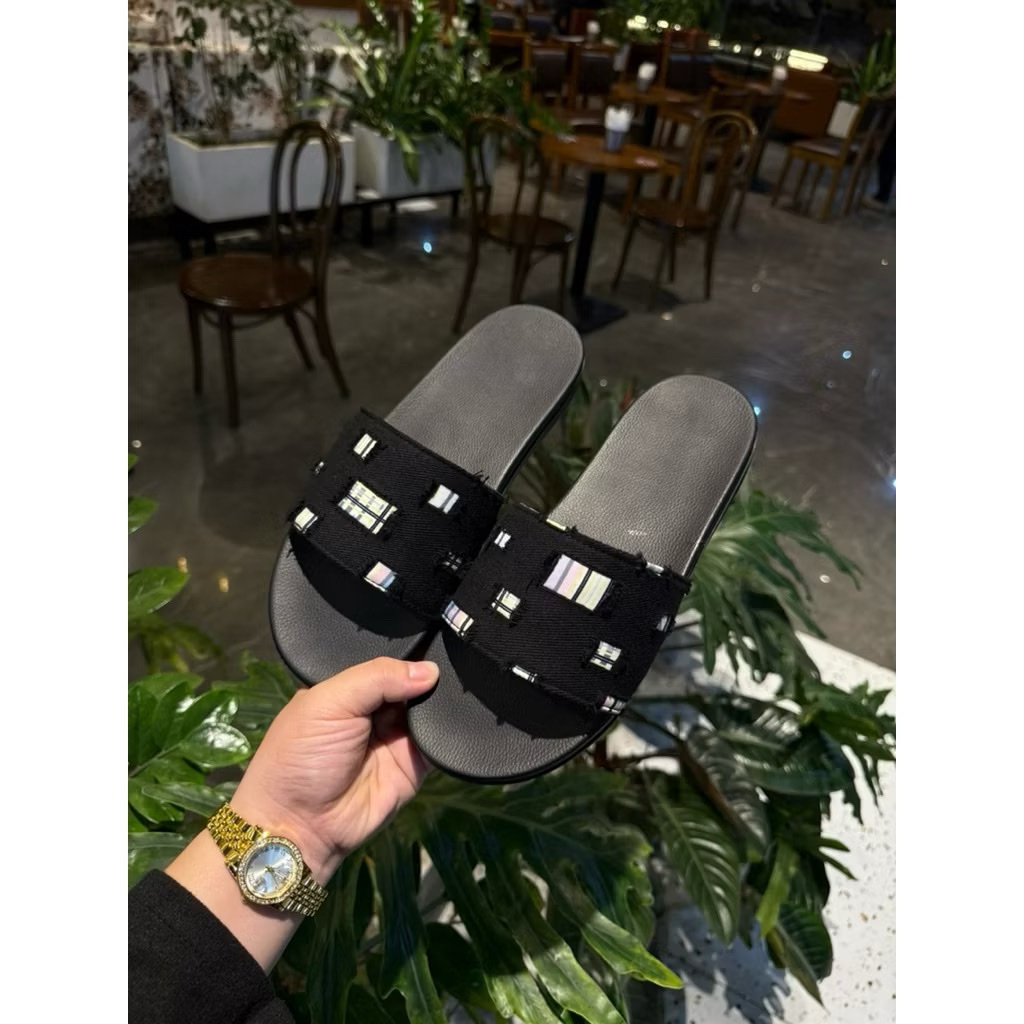 Dép Lê Unisex Nam Nữ Quai Ngang, Chất Liệu Jean, Họa Tiết Logo Nổi Bật, Đế Khâu Chắc Chắn