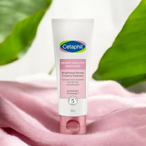 Sữa Rửa Mặt Cetaphil Bright Healthy Radiance Brightness Reveal Creamy Cleanser Làm Sáng Da 100g