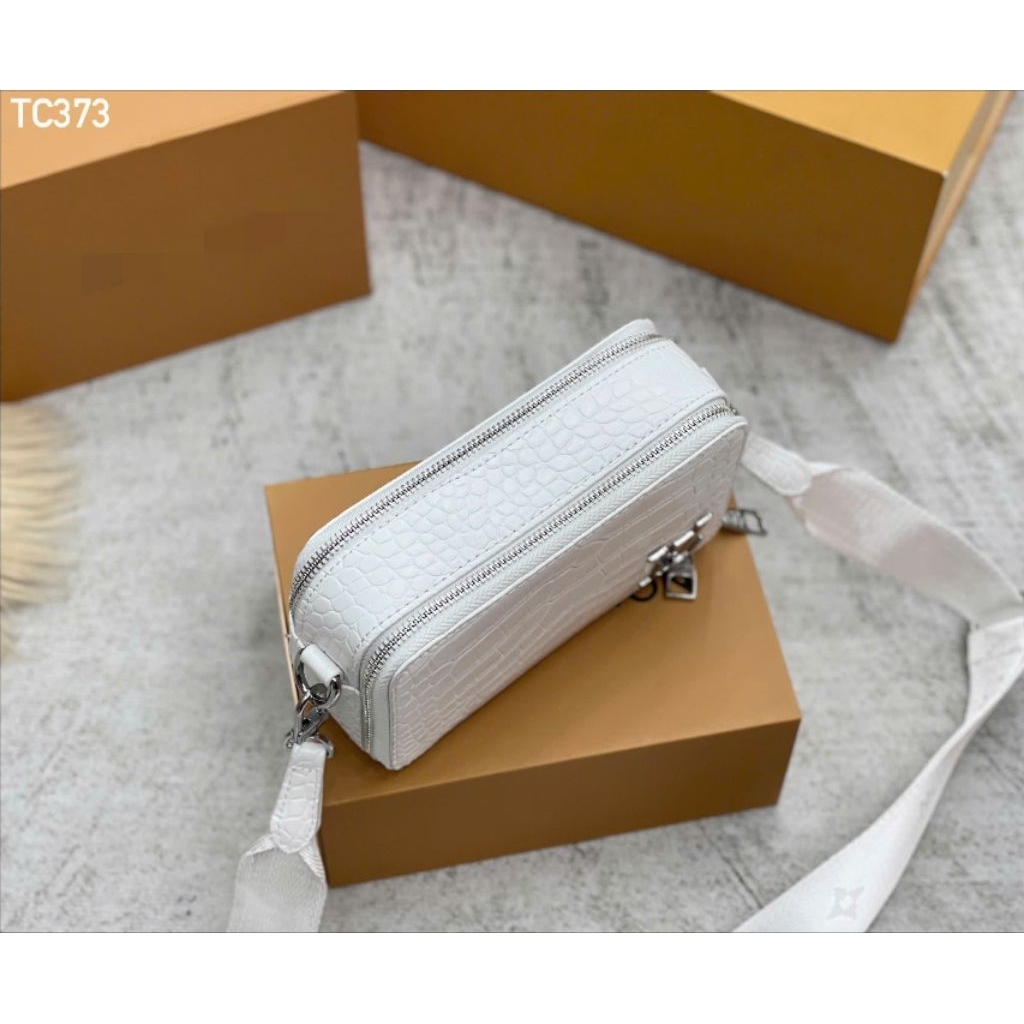 Túi Đeo Chéo Eoo Vỳy Da Cá Sấu Cao Cấp Fullbox – Form Chuẩn Sang Trọng, Khóa Kim Loại Bền Bỉ