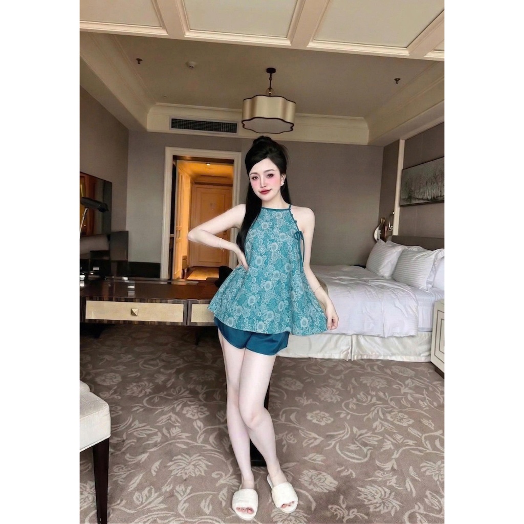 Bộ đùi yếm nữ VY LINH chất liệu gấm họa tiết hoa lá (TÙY LÔ) phối quần lụa latin thoáng mát,thoải mái,trẻ trung S1251