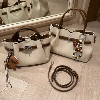 Túi Giỏ Xách Hobo Da mềm Kèm Charm Ngựa Vintage Siu hot