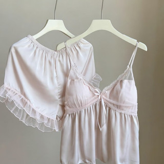 B140 Bộ đồ ngủ 2 dây lụa đi kèm quần ngắn phối ren từ Phương Linh Underwear