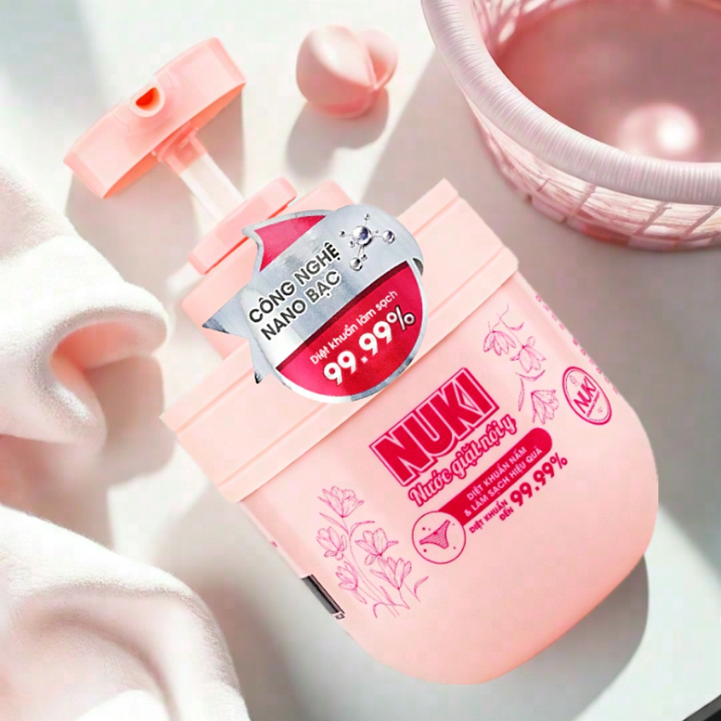 Nước Giặt Đồ Lót Chuyên Dụng Nuki Diệt Khuẩn Công Nghệ Nano Bạc - Chai 300ml An Toàn Cho Da Nhạy Cảm Không Gây Kích Ứng