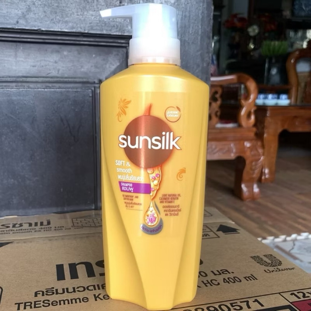 sale 30% Dầu gội Sunsilk cho tóc Mượt 100h (Bóng mướt-Luminous UV / Đen óng-Glossy Black / Mềm mượt-Silky Smooth) 650g