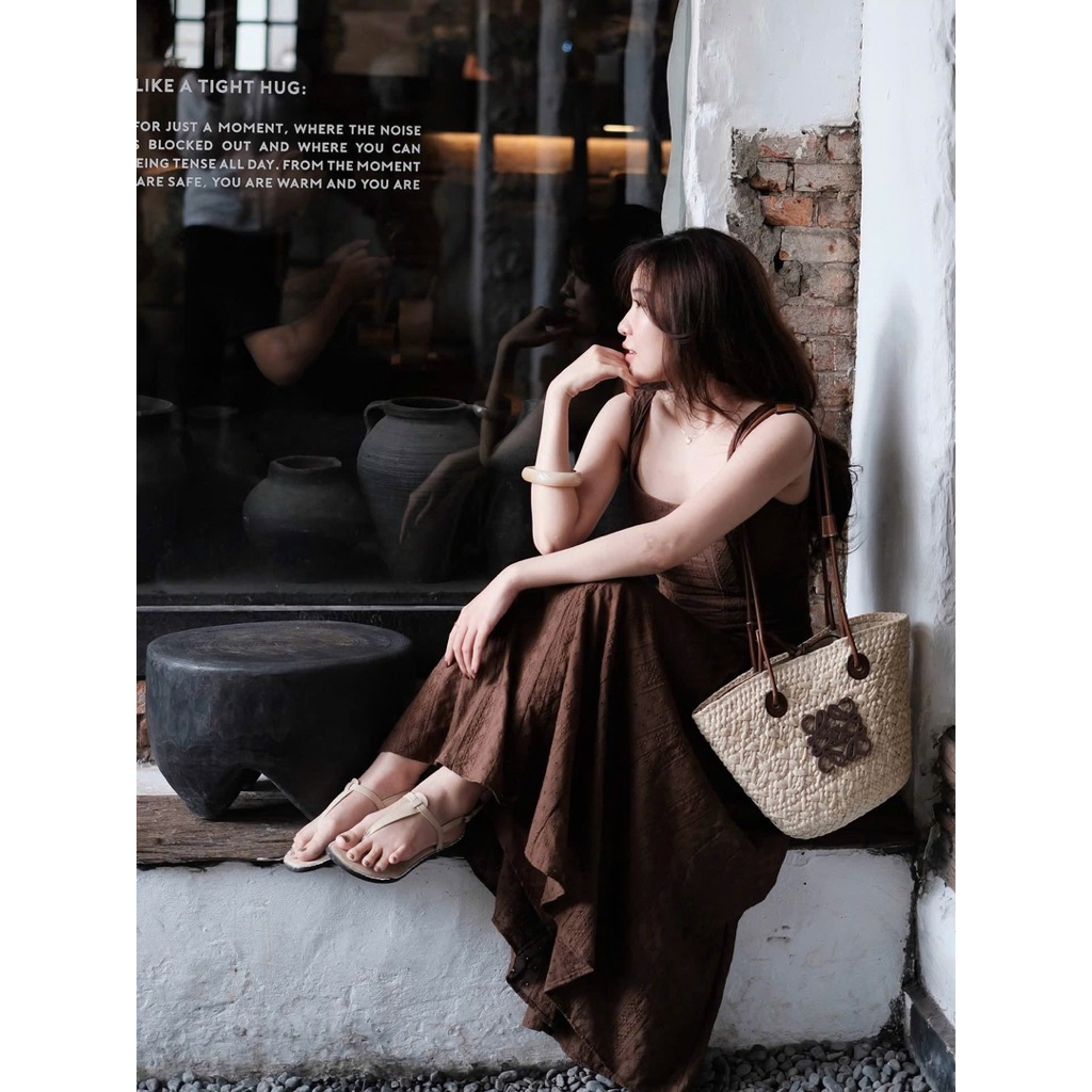 Đầm Xô Thêu Hoạ Tiết LASY Thời Trang Nữ 2 Dây Cổ Vuông Thun Sau Dáng Xoè Maxi
