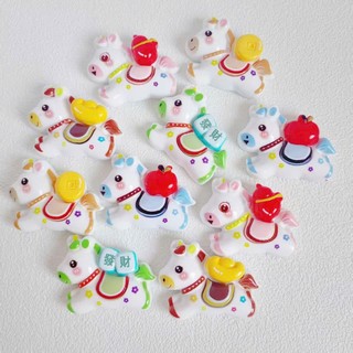 Set Charm Ngựa Trắng May Mắn Cute – Pony Mini Trái Cây Táo Vàng Phát Tài Đáng Yêu Trang Trí Dép Xinh Phong Cách Hàn Quốc