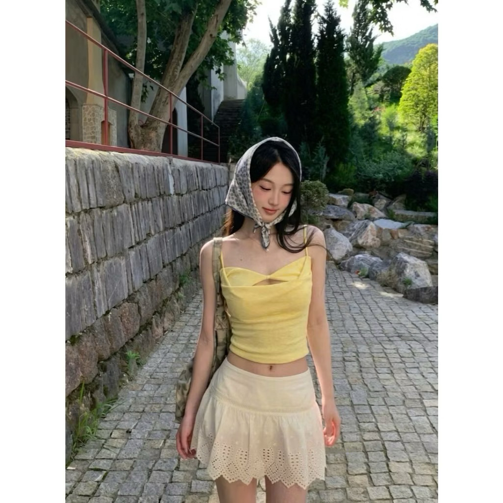 | LYN WEAR | Áo hai dây cổ đổ thun giấy mùa hè, croptop basic dáng sexy