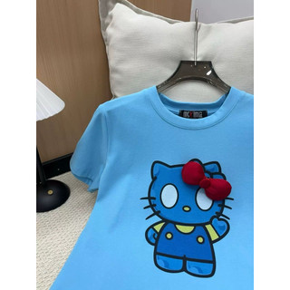 Áo phông cotton cổ tròn cộc tay hình mèo kèm nơ đỏ form babytee #20387