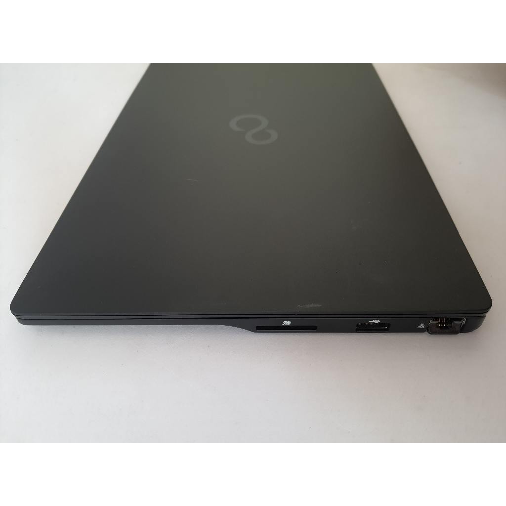 Fujitsu LIFEBOOK U9312 KX /Core i5-1235U / Ram 16GB/ SSD 13.3 inch