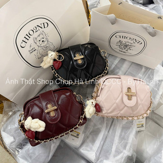 BST Mới Chio - Túi Chio Hộp Hến Khoá Xoay Chần Trám Kèm charm Gấu Tim