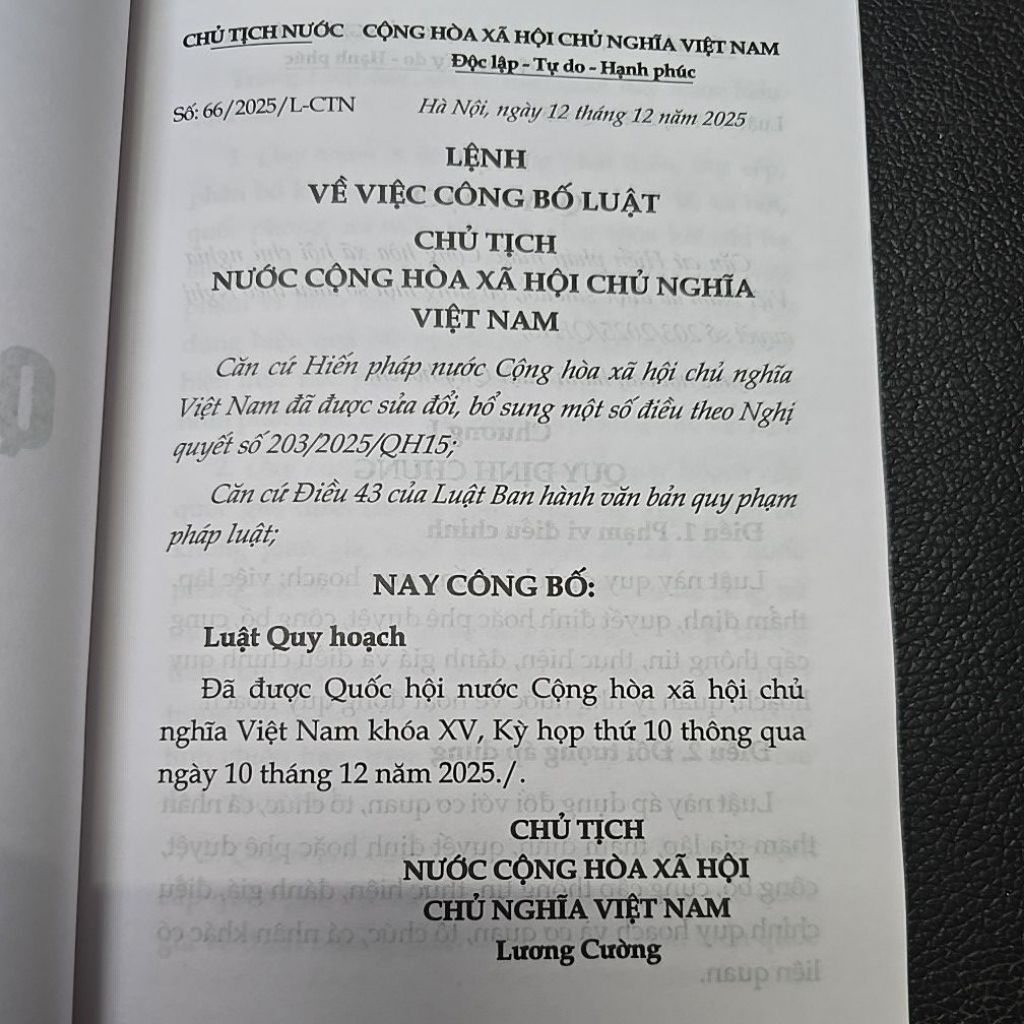 Sách - Luật quy hoạch năm 2025 (NXB Lao động)