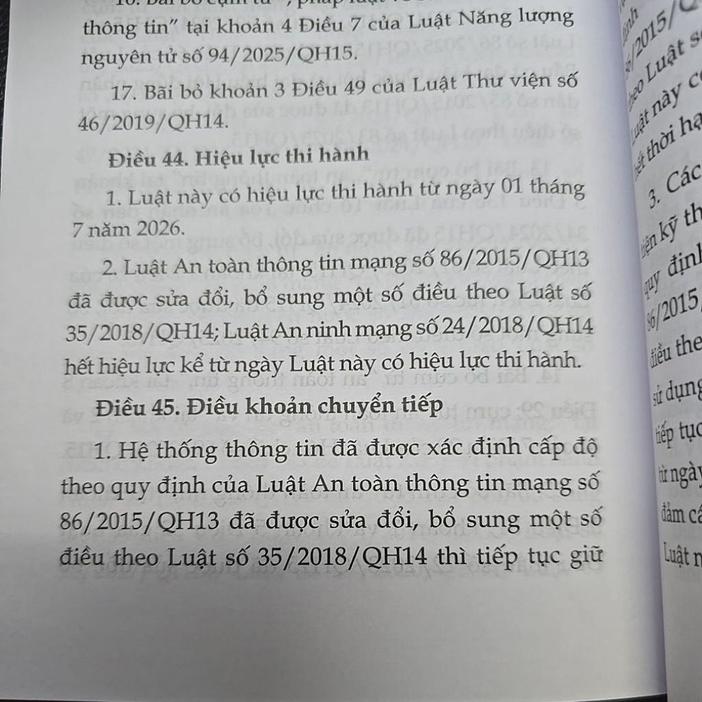 Sách - Luật an ninh mạng năm 2025 (NXB Lao động)