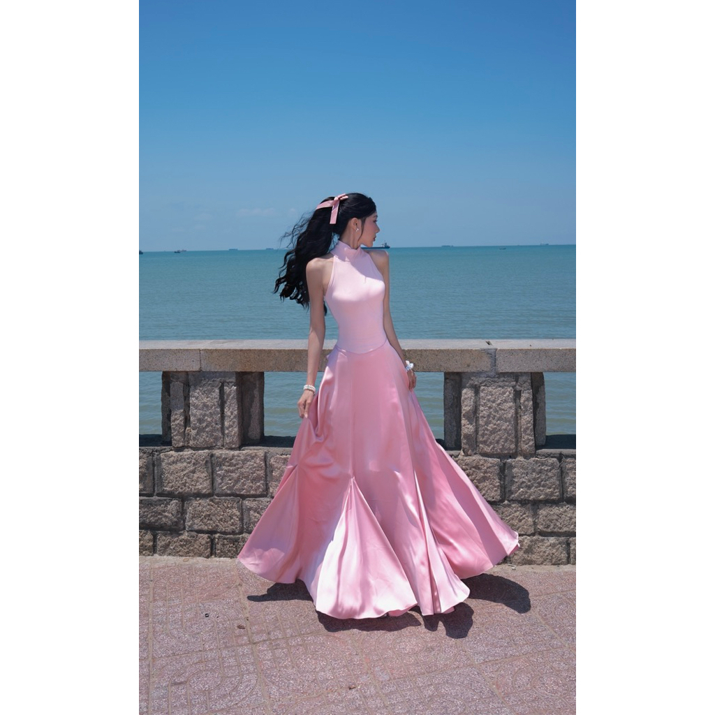 PINKERÉ DRESS - Đầm Maxy Cổ Yếm Đuôi Cá Có Dây Cột Nơ Phía Sau
