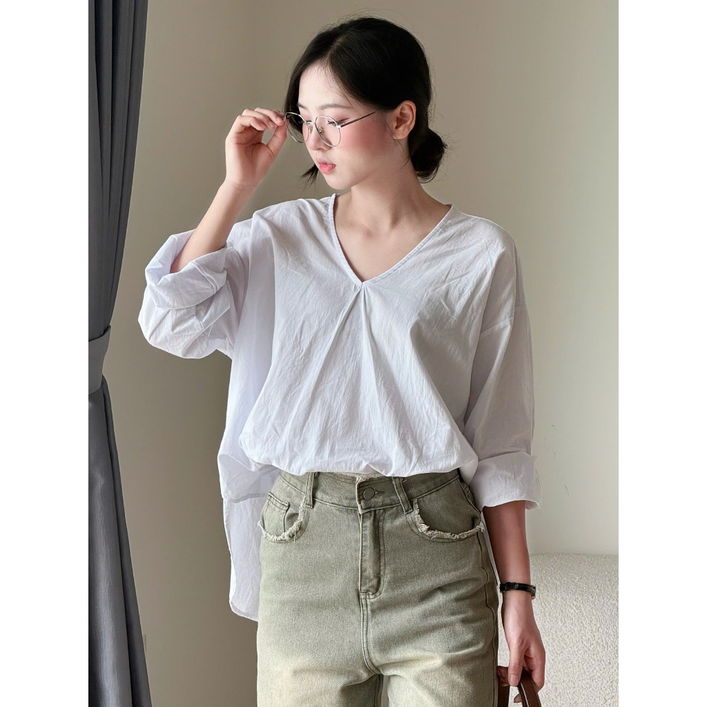 Áo sơ mi cổ V dáng rộng, ly ngực dáng đuôi tôm Miha Studio