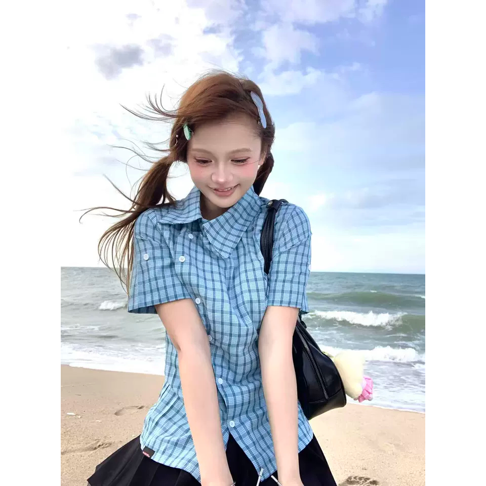 [KH47] Áo sơ mi nữ đi biển ngắn tay caro Cross cúc chéo Y2K cá tính thoáng mát | Khao Boutique