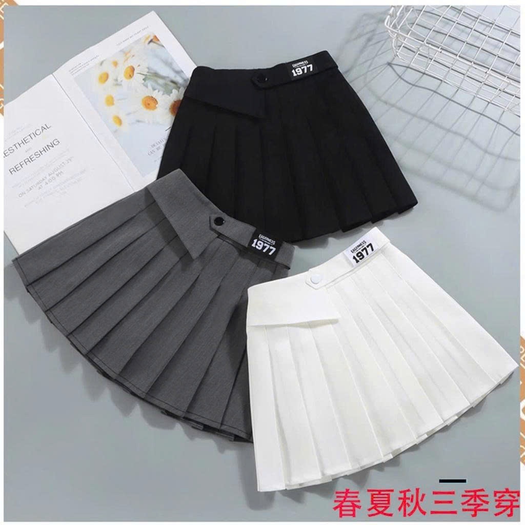 Chân váy xếp ly bé gái dáng A phong cách Hàn Quốc mẹ và bé diện đi chơi du lịch