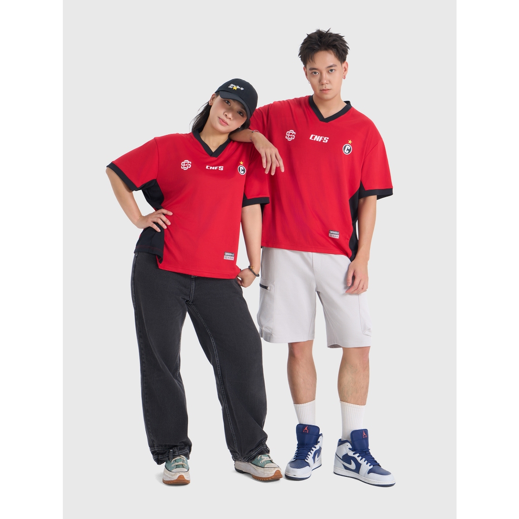 Áo phông unisex người lớn CANIFA S cộc tay cổ V form boxy in họa tiết sao vàng 5TS26S019