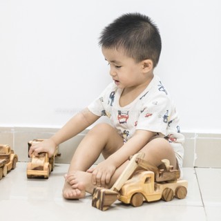 Bộ 4 Xe Gỗ Đồ Chơi Công Trình Giúp Bé Khám Phá Tư Duy, Chất liệu Gỗ tự nhiên đồ chơi Chàng Trai Gỗ