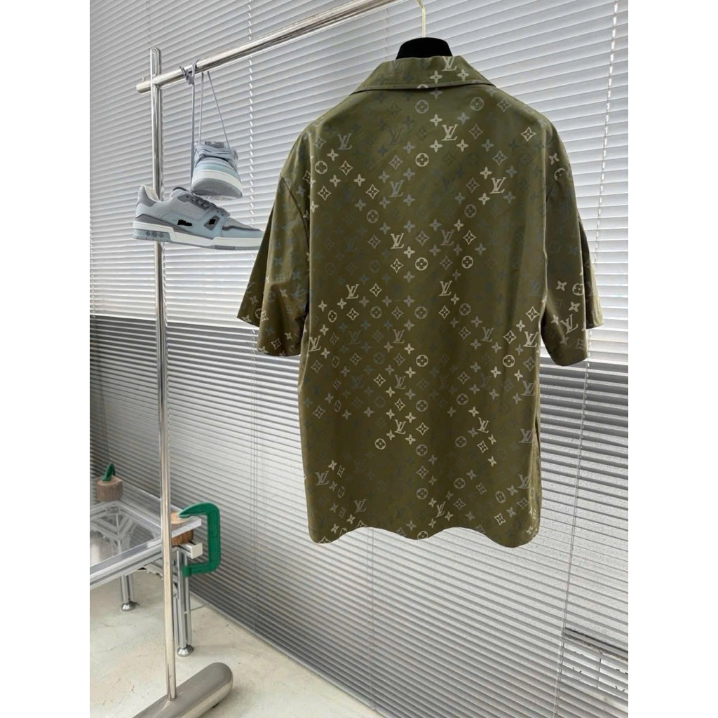 ⚡️[Hight Quality] Áo Sơ Mi Cộc Tay \/ Green Shirts Ready To - Điểm Nhấn Chữ Xanh Phối Màu Cao Cấp Loại 1