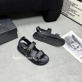𝐁𝐘𝐀𝐓.𝐂𝐋𝐎𝐒𝐄𝐓 𝟐 | sandal xinh fullbox có logo ảnh thật
