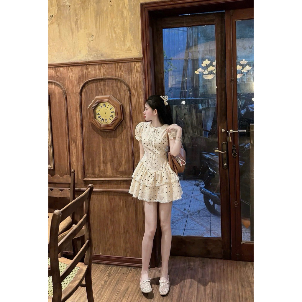 Váy Nữ Woru Thiết Kế Cổ Tròn Tay Bồng, Đầm Ngắn Dáng Xoè Hai Tầng Vintage