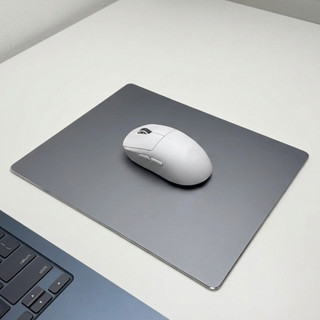 Pad Chuột Kim Loại Nhôm (Aluminum)  Kích Thước 18x22cm Siêu Mượt, Dành Cho Gaming & Văn Phòng