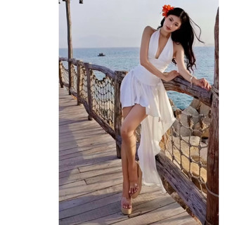 Đầm đi biển , đi tiệc cổ yếm thiết kế nhún hông xè tà dài sang chảnh