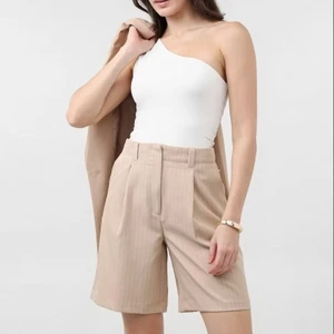 Quần short lửng kaki suông nữ lưng cao bigsize - dư xịn VNXK.