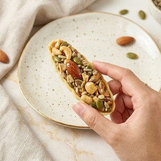 Bánh Thuyền Mix Hạt Giàu Dinh Dưỡng 1 Kg – Snack Healthy Ăn Là Ghiền