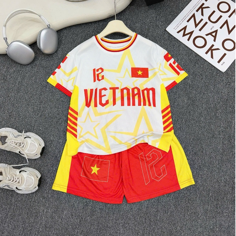 BỘ QUẦN ÁO ĐÁ BÓNG Cho Bé Trai, Chất Liệu Thông Hơi Thoáng Mát, Mềm, 4 Màu, Size từ 17-60kg