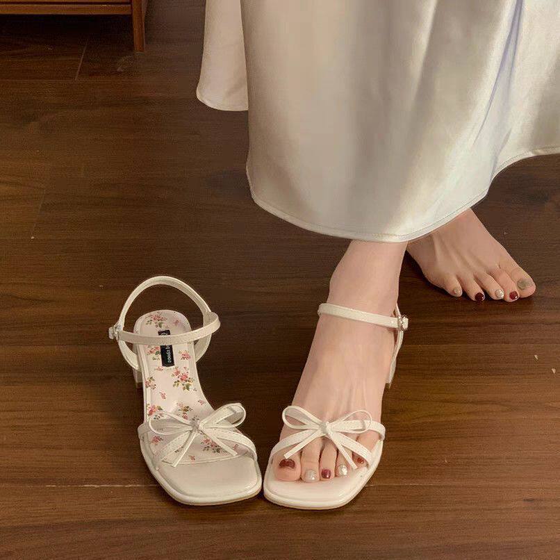HÀNG CAO CẤP - Giày Sandal Nữ Mũi Vuông Quai Nơ Thanh Lịch Lót Hoa Nhí Vintage
