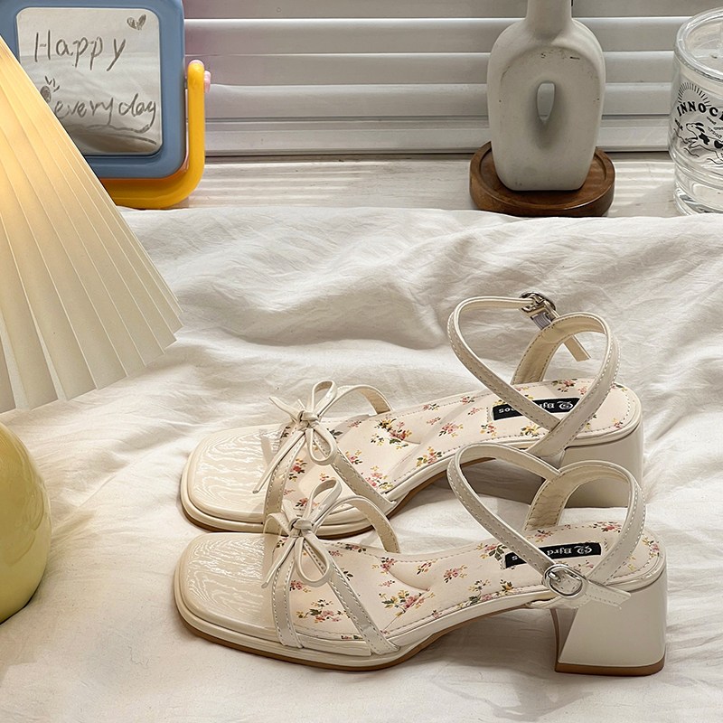 HÀNG CAO CẤP - Giày Sandal Nữ Mũi Vuông Quai Nơ Thanh Lịch Lót Hoa Nhí Vintage