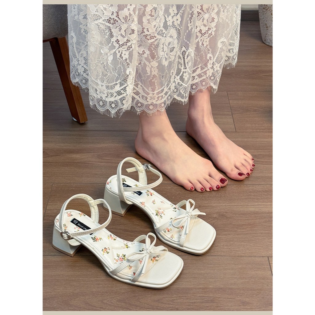 HÀNG CAO CẤP - Giày Sandal Nữ Mũi Vuông Quai Nơ Thanh Lịch Lót Hoa Nhí Vintage