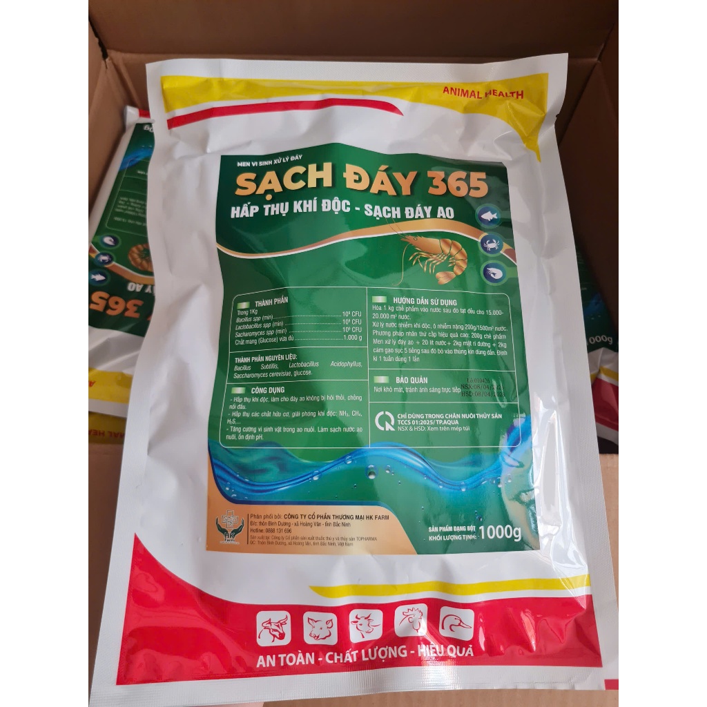 Men vi sinh xử lý đáy 365 của HK Farm giúp sạch khí độc, nước trong giúp tôm cá nhanh lớn