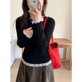 Áo cổ tròn phối ren.vải tăm thái