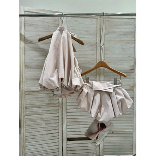 Set Bộ Áo Cổ Yếm Hở Lưng Mix Chân Váy Boom Nâu Hồng Be