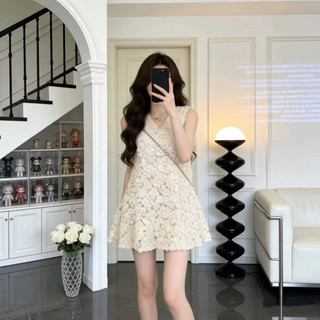 ĐẦM VÁY NỮ DÁNG NGẮN BABYDOLL CỔ V NHIỀU HOA BE KEM THIẾT KẾ TỰ MAY