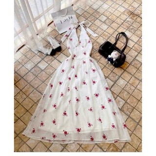 Đầm maxi cổ yếm dáng xòe | style tiểu thư | mặc đi biển cực xinh