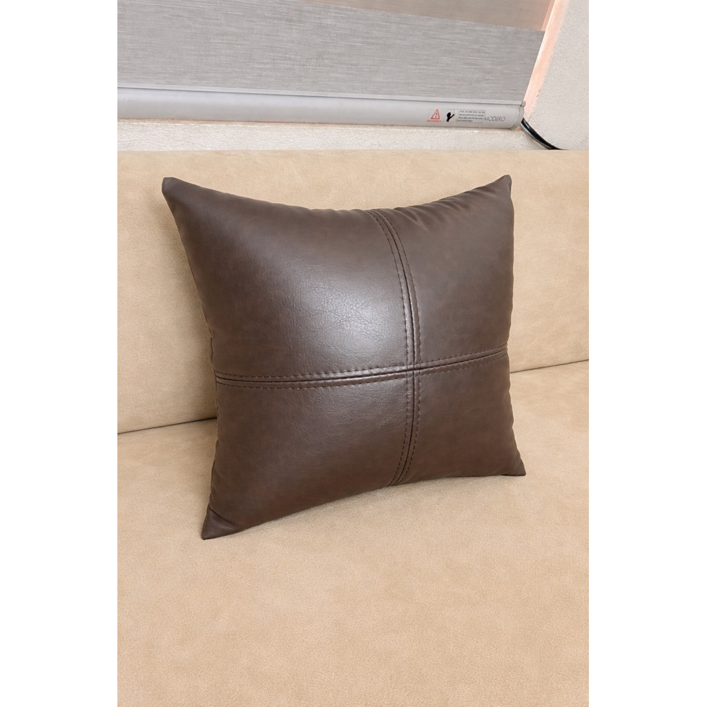 Gối tựa lưng, Gối decor, Gối ôm chất liệu da Cleo bền bỉ chất lượng. Gối dấu cộng.