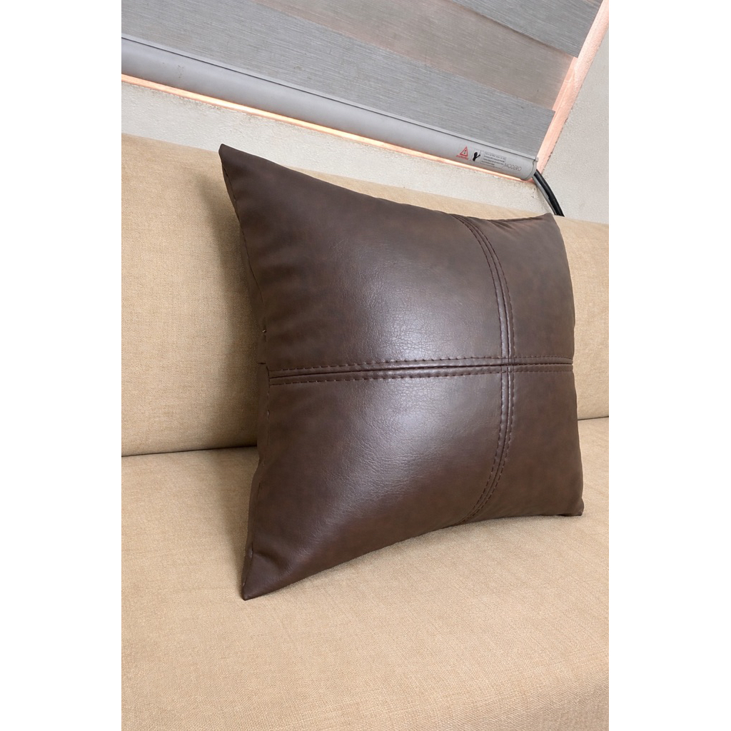 Gối tựa lưng, Gối decor, Gối ôm chất liệu da Cleo bền bỉ chất lượng. Gối dấu cộng.
