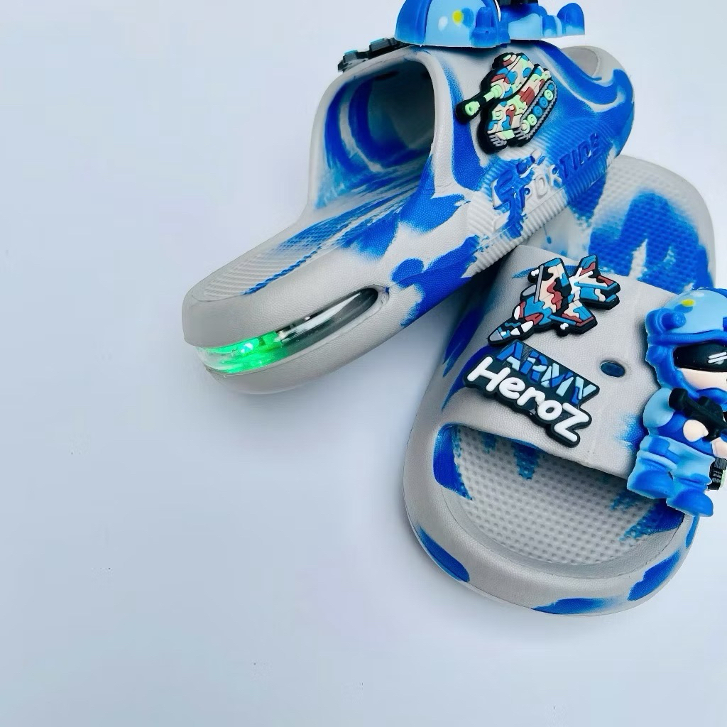 Dép Lê Nháy Loang Hezo Dành Cho Bé Trai Hàng QCCC Chất EVA  Sticker nổi 3D Dành Cho Bé Từ Size 24-35